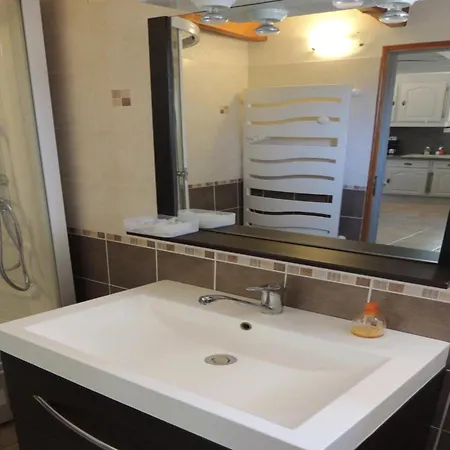 Vakantiehuis Authentic With Charm *